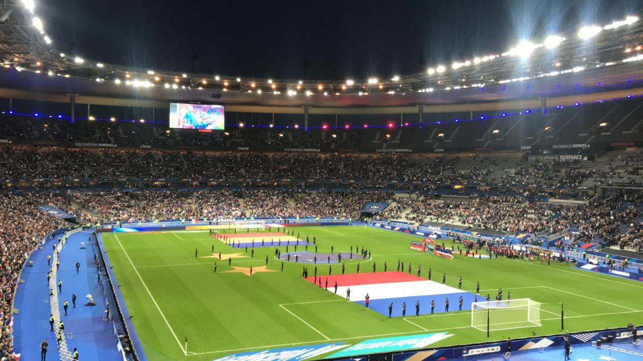 Charmant Logement Aux Portes De Paris - Stade De France - 12 Min A Pied 圣但尼 外观 照片